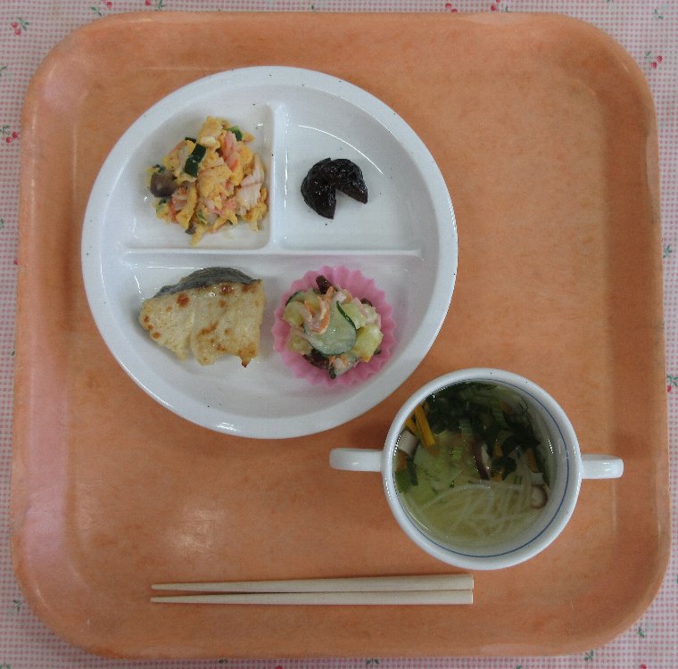 今日の給食メニュー